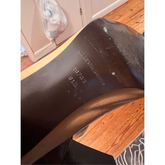 Real leather, two tone, Vintage Heels, brown and tan, old money, sophisticated - Picture 3 of 6